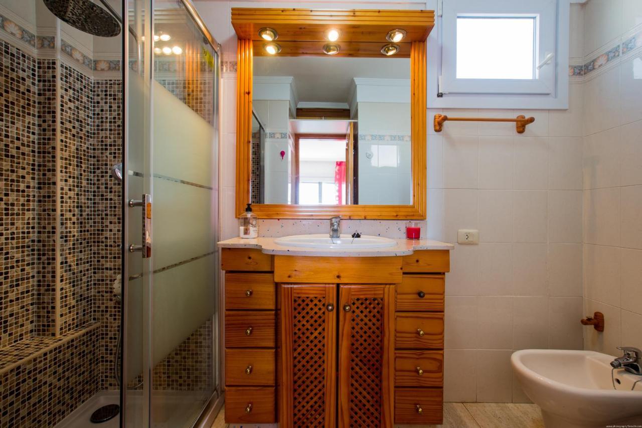 לוס כריסטיאנוס Apartment Ceyla Beach View, Los Cristianos מראה חיצוני תמונה